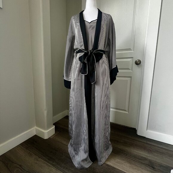 Victoria Secret Collection Gold Label Vintage Robe & Chemise Vintage Silky Gown - Picture 1 of 14